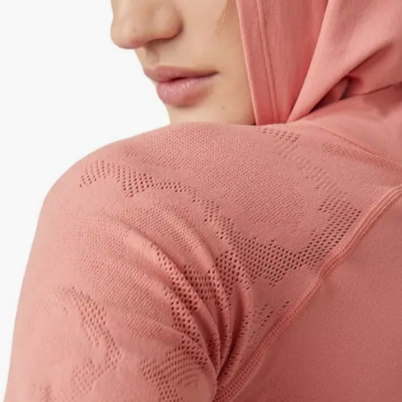 Free People Movement Lucky Layer Cutout Back Crop Hoodie in Crush Blush - Picture 4 of 13